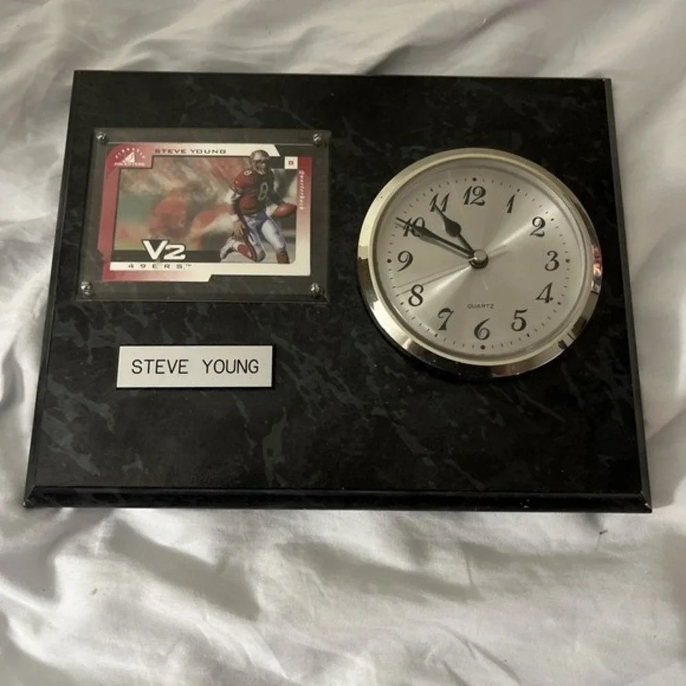Steve Young Vintage Quartz Clock Football Card 49ers NFL Works Rare Desk Decor
